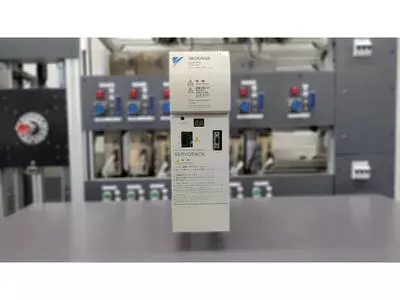 Yaskawa CIMR-MR5N27P5 SPEC: 27P50A Converter VS-656 MR5 