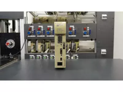 Yaskawa CIMR-MXN25P5 Inverter