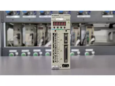 Yaskawa SGDH-02AE-OY Ver. 52942 Servopack