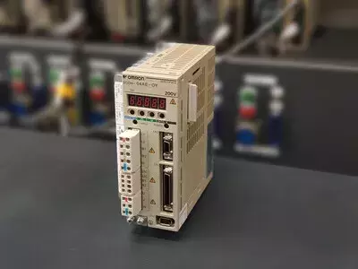 Yaskawa SGDH-04AE-OY Servopack