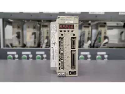 Yaskawa SGDH-04AE Ver. 3BA45 Servopack