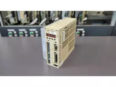 Yaskawa SGDH-10AE Ver. 33646 Servopack 