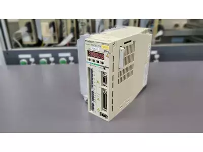 Yaskawa SGDH-10DE-OY Ver. 70A42 Servopack 