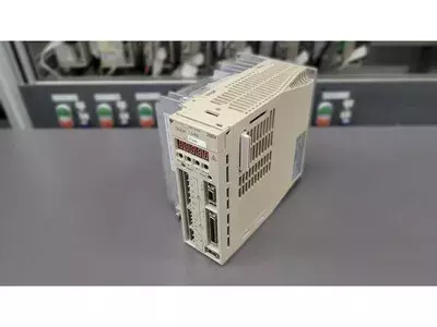 Yaskawa SGDH-15AE Ver. 37A44 Servopack