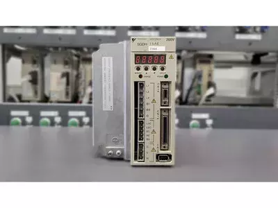 Yaskawa SGDH-15AE Ver. 37A44 Servopack