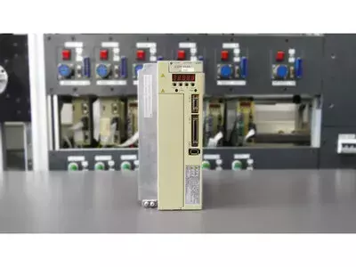 Yaskawa SGDH-30AE Ver. 35942 Servopack