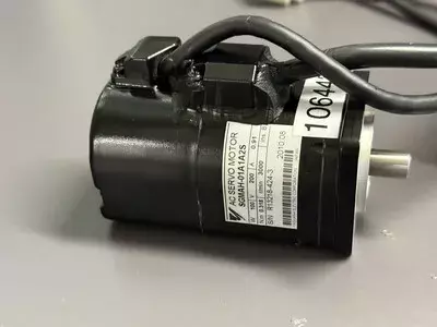 Yaskawa SGMAH-01A1A2S AC Servo Motor 