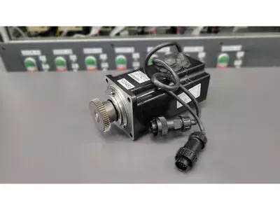 Yaskawa SGMAH-08A1A-SE31 AC Servo Motor