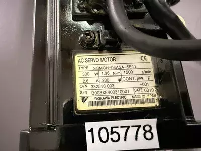 Yaskawa SGMGH-03A5A-SE11 AC Servo Motor 