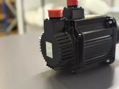 Yaskawa SGMGH-09ACA6S Servo Motor