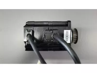 Yaskawa SGMPH-01A1A-YR21 AC Servo Motor