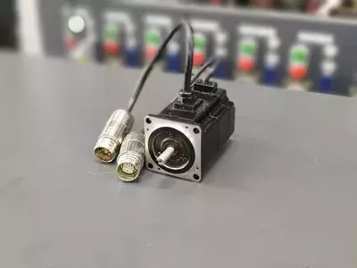 Yaskawa SGMPH-01AAA6CD-OY AC Servo Motor