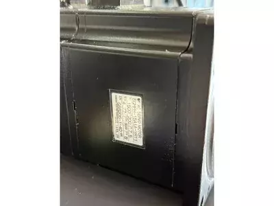 Yaskawa SGMPH-15A1A-YR11 Servo Motor