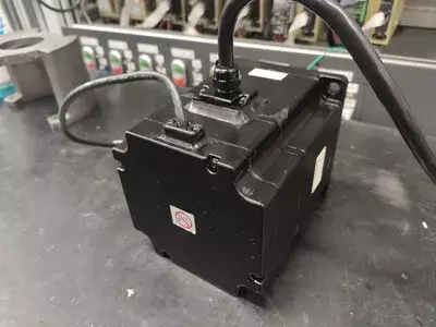 Yaskawa SGMPH-15A1A6D  AC Servo Motor