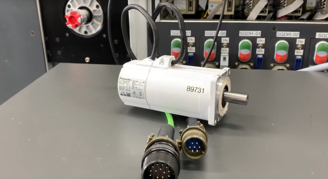 Video: Panasonic AC Servo Motor MSMA042C1Q or MSMA042C1A Test and Repair at industrypart GmbH 