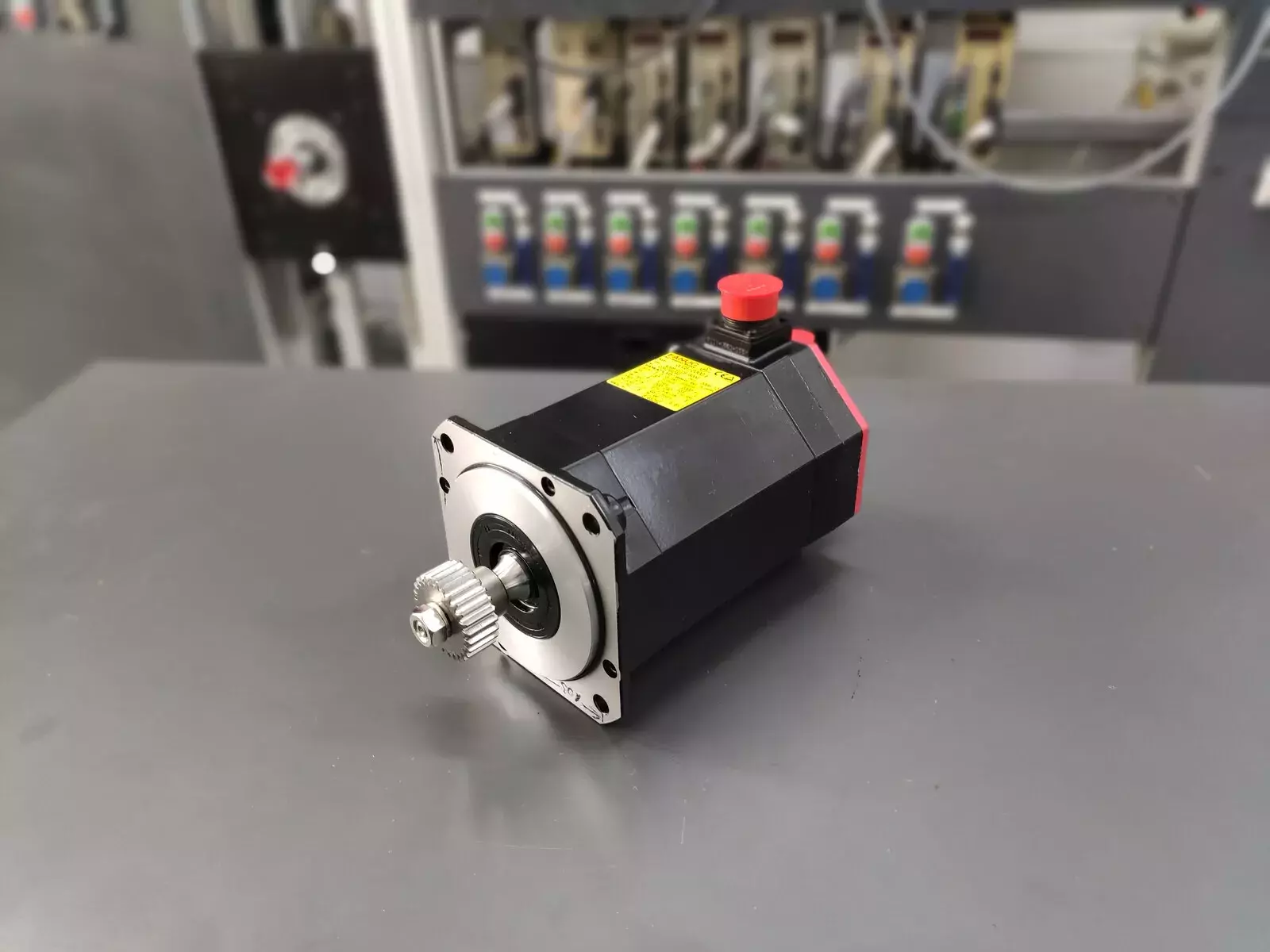 Fanuc A06B-0226-B000 AC Servo Motor aC8/2000i