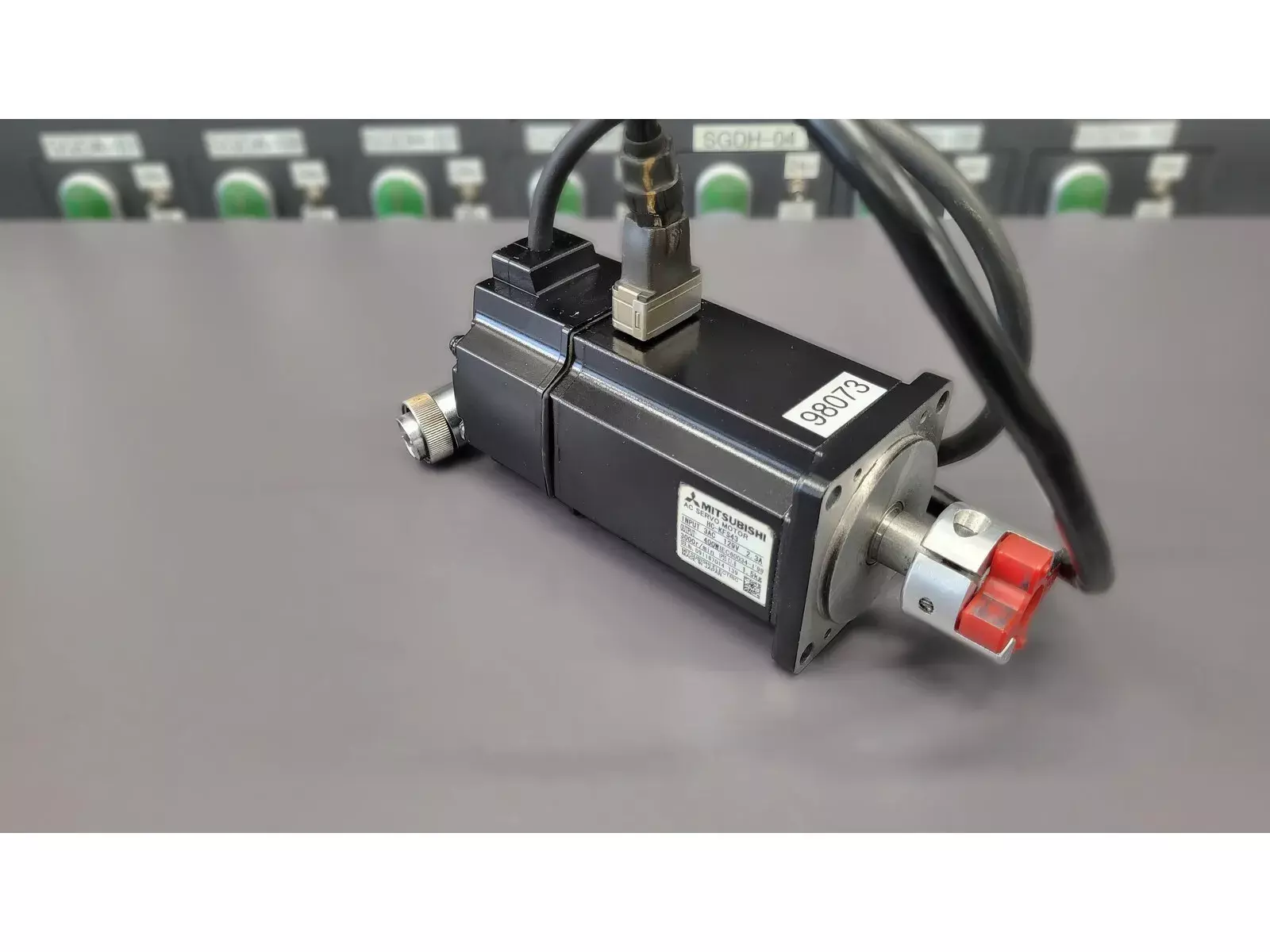Mitsubishi HC-KFS43 AC Servo Motor