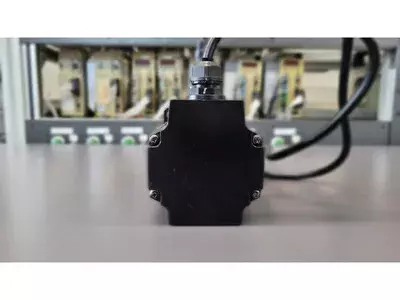Mitsubishi HC-MF73-S15 AC Servo Motor