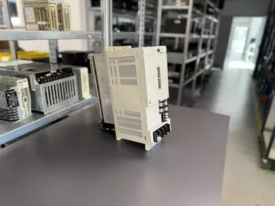 Mitsubishi MDS-B-CV-370 Power Supply Unit 
