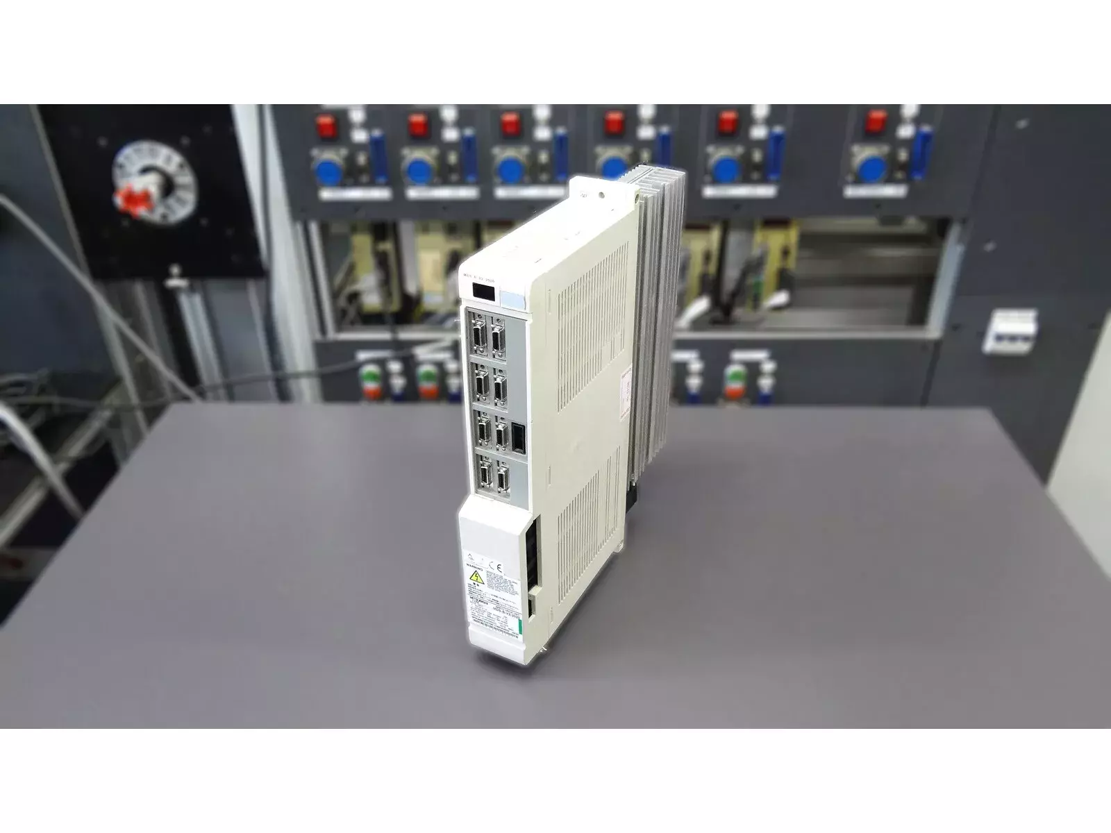 Mitsubishi MDS-B-V2-2020 Servo Drive Unit