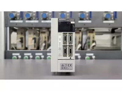 Mitsubishi MR-J2-60C-S100 AC Servo Drive 
