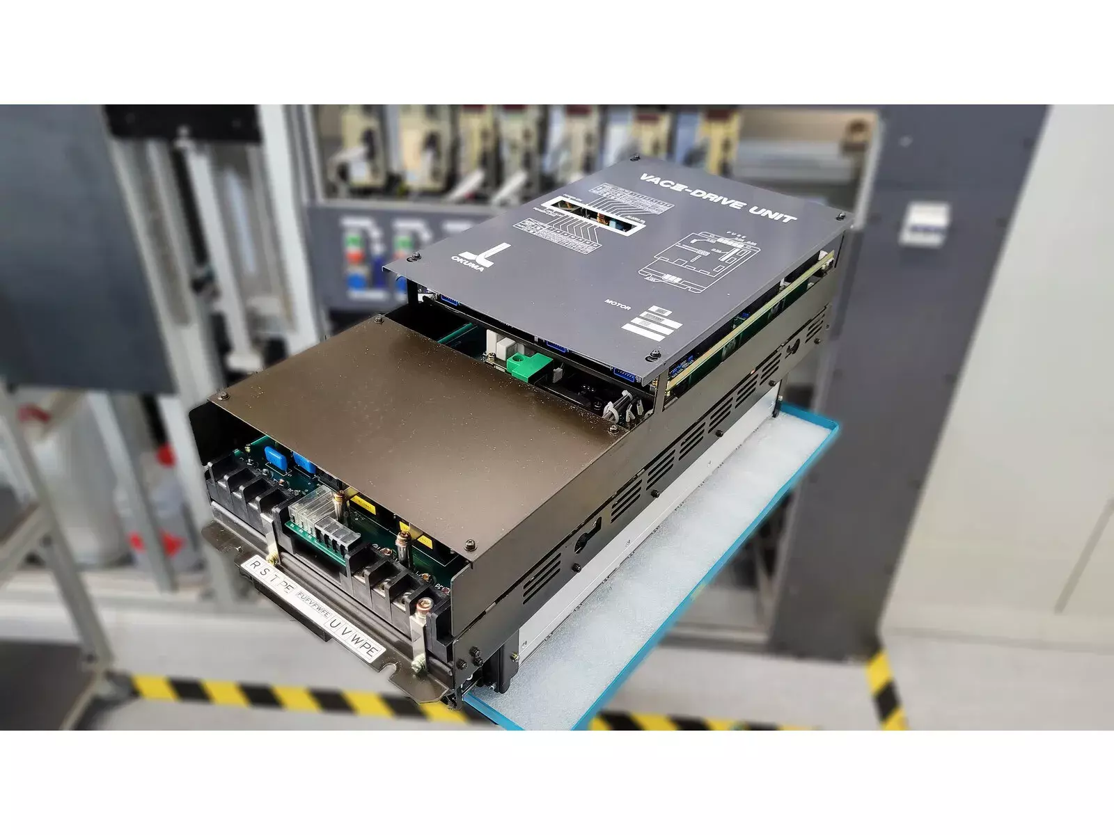 Okuma D22 or 1006-1232 VACIII-Drive Unit
