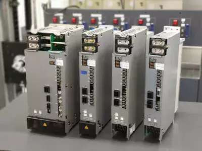 Okuma MIV0202-1-b5 Servo Drive Unit