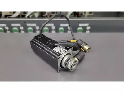 Omron R7M-A20030-BS1 AC Servo Motor 