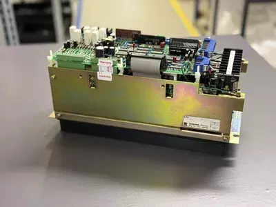 Yaskawa CACR-SR03SB1BFY199 Servopack