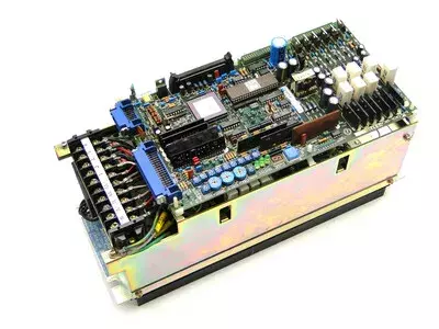 Yaskawa CACR-SR03SZ1SSY223 Servopack 