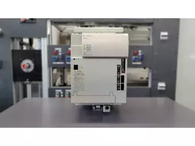 Yaskawa CIMR-M5A40370-XXXX AC Drive