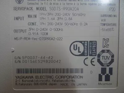 Yaskawa SGD7S-R90A20A  AC Drive 