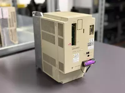 Yaskawa SGDB-20AM Servopack