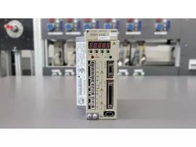 Yaskawa SGDH-02AE Ver. 33333-7 Servopack