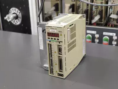 Yaskawa SGDH-10DE-OY Ver. 71B45 Servopack