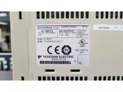Yaskawa SGDM-30DN Ver. 7000A Servopack 
