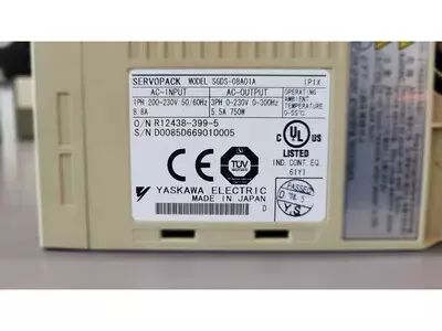 Yaskawa SGDS-08A01A Servopack 