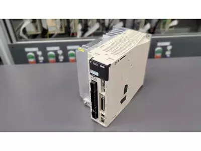 Yaskawa SGDV-1R9D01A Servopack