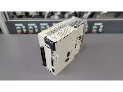 Yaskawa SGDV-5R5A01A Servopack