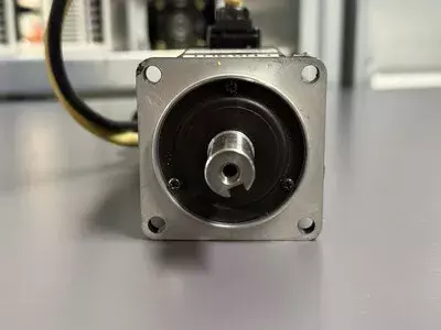 Yaskawa SGMAH-03DAA61D-OY AC Servo Motor