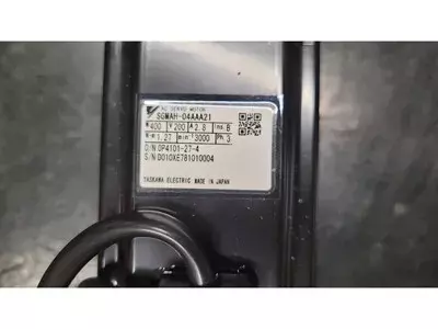 Yaskawa SGMAH-04AAA21 Servo Motor