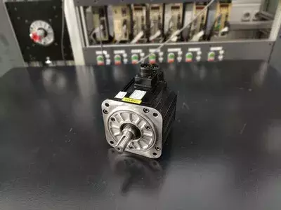 Yaskawa SGMG-09A2AB HAAS 93-0346 AC Servo Motor 