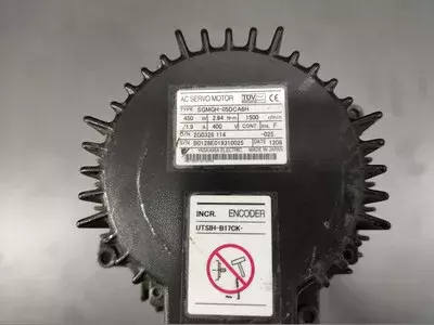 Yaskawa SGMGH-05DCA6H AC Servo Motor