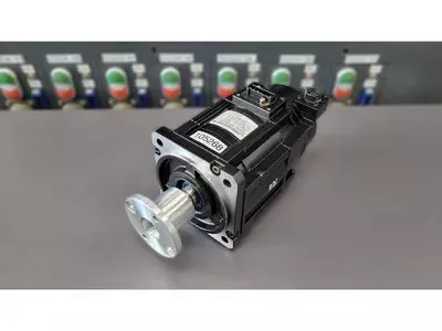 Yaskawa SGMGS-05A5W-SE11 Servo Motor