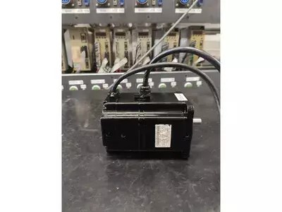 Yaskawa SGMPH-04A1A-YR52 AC Servo Motor 