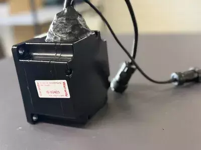 Yaskawa SGMPH-08AAA-SE41 Servo Motor