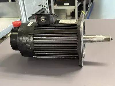Yaskawa UAJPEE-08DK2KU 3-Phase Induction Motor