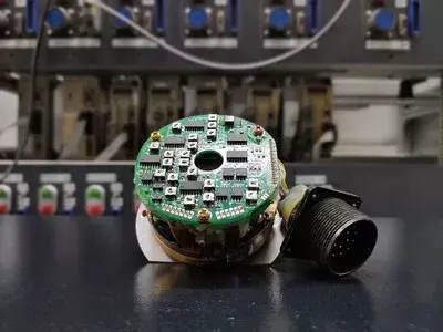 Yaskawa UTMAH-B15ASB Absolute Encoder 15bit 